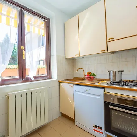 Appartamento Gaya 2Br With Terrace - Happy Rentals Апартаменты *