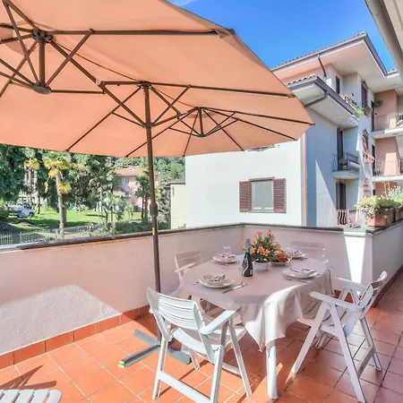 Gaya Center - Happy Appartement Stresa